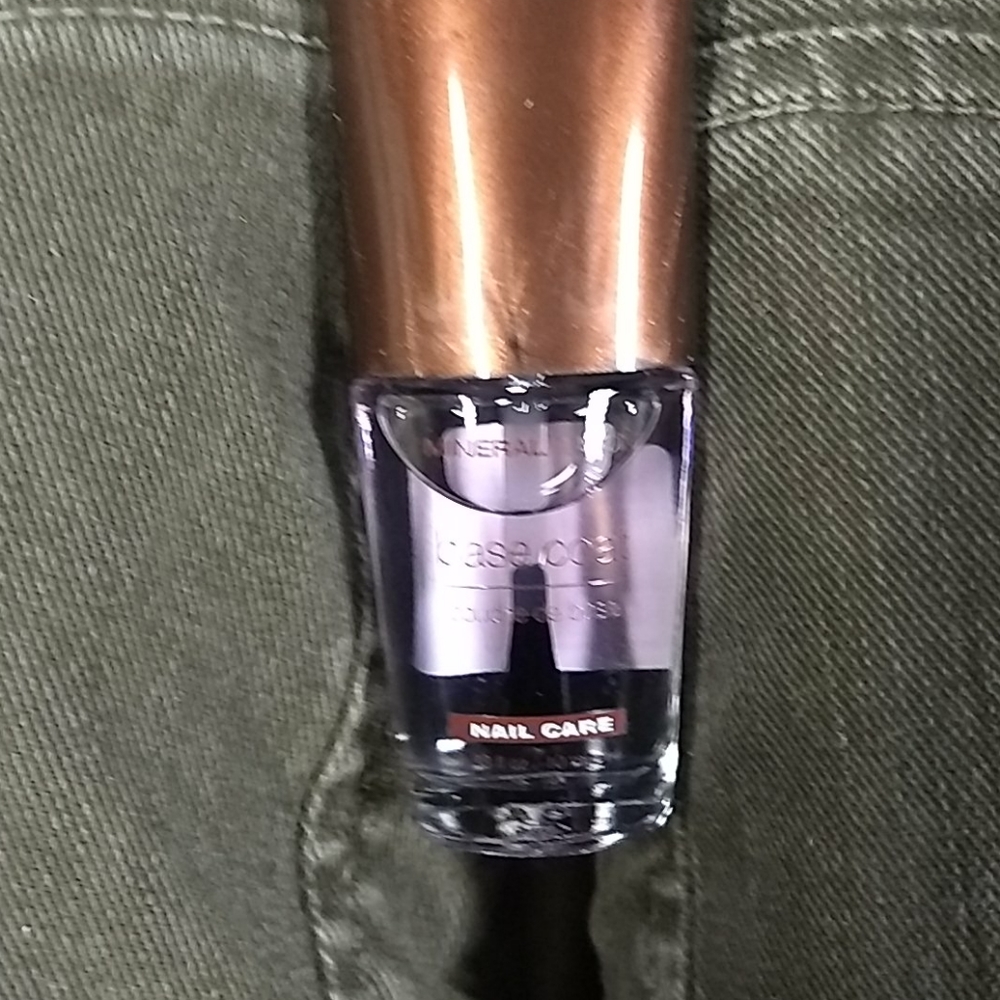 Mineral Base Coat